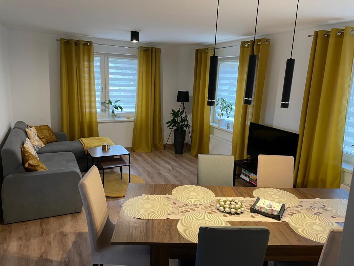 ウォムニツァApartament Monabergアパートメント エクステリア 写真